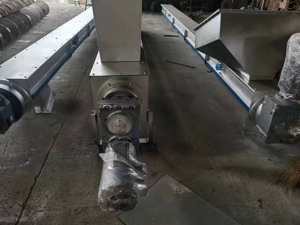 �������ݔ�͙C(j��)